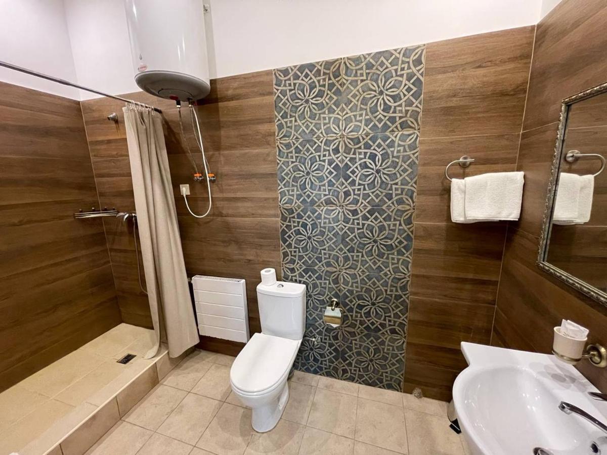 Borovik Hotel Novosilki Luaran gambar