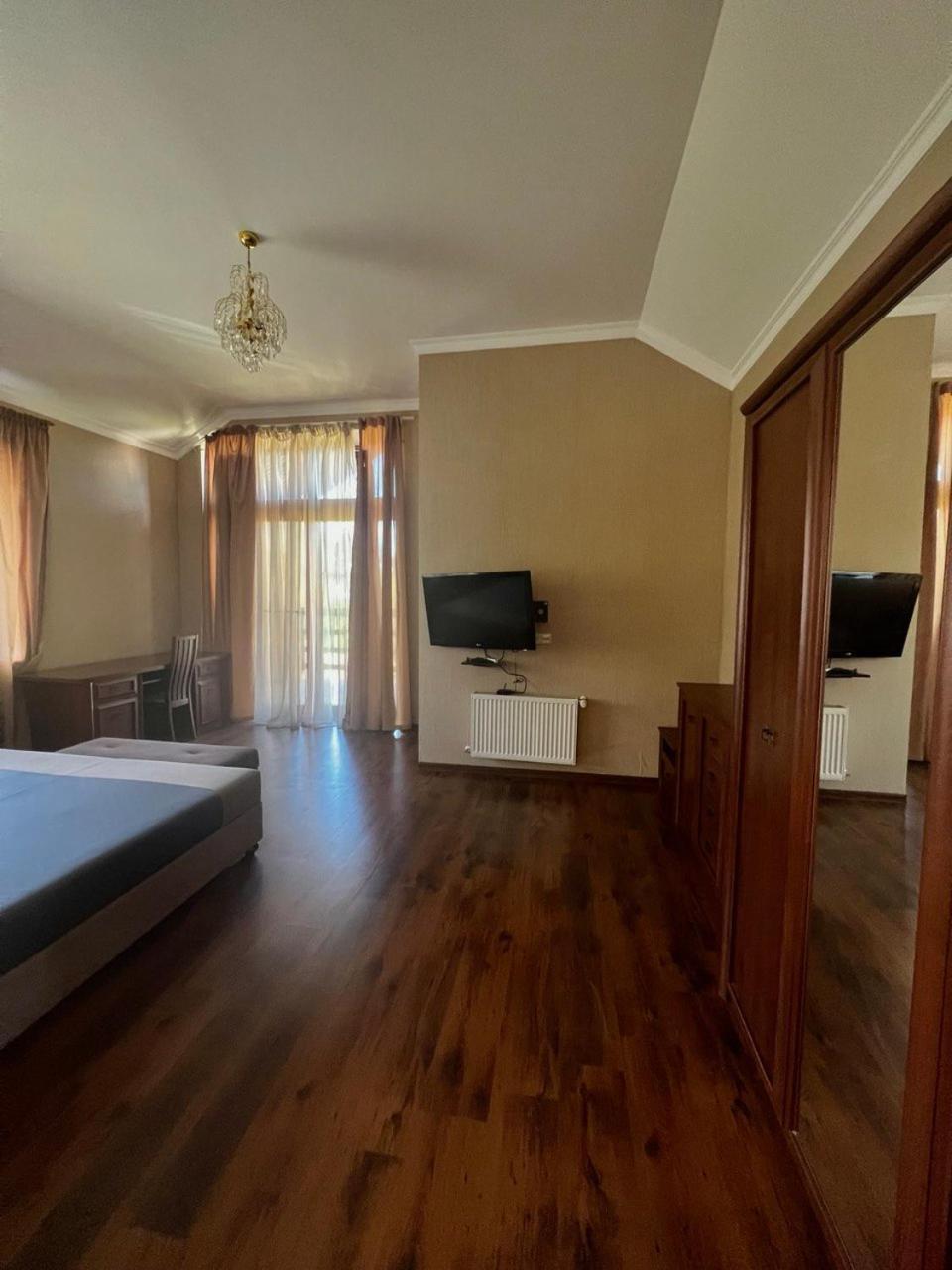 Borovik Hotel Novosilki Luaran gambar
