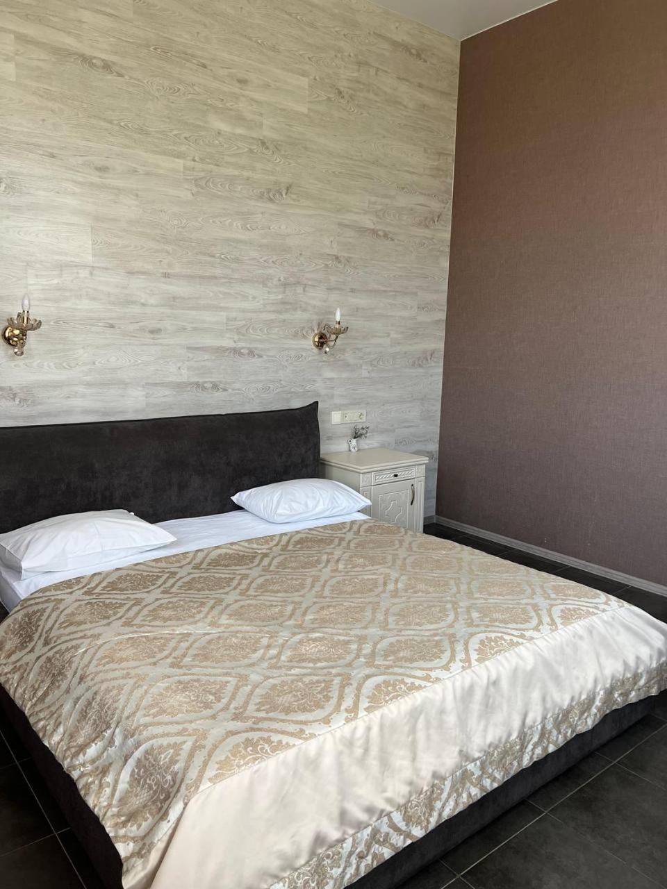 Borovik Hotel Novosilki Luaran gambar